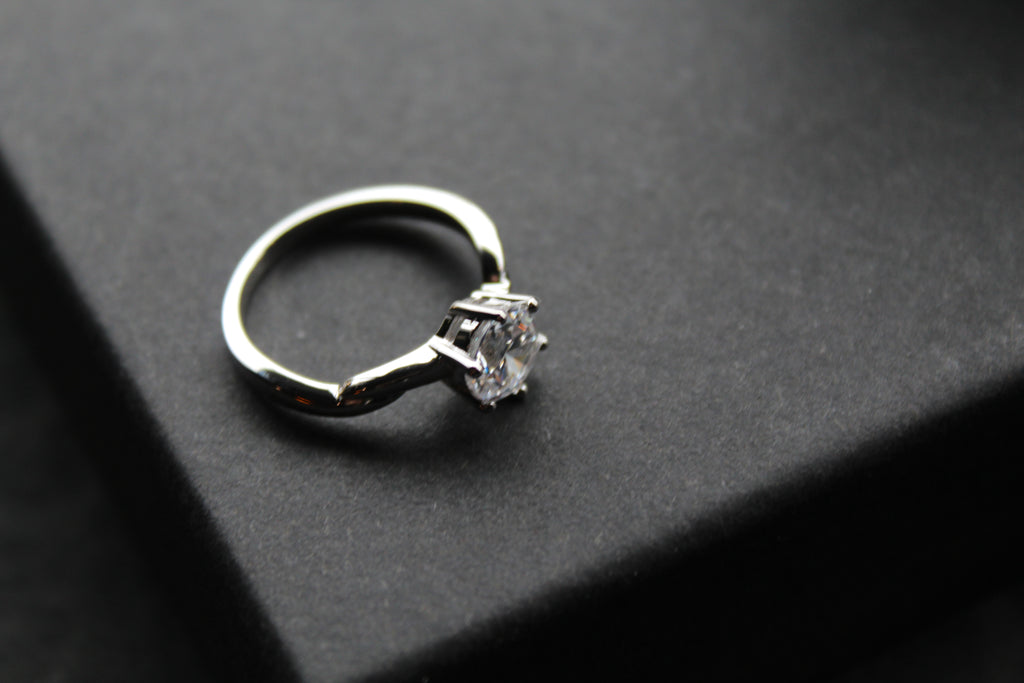 Sweet Twist Silver & Cubic Zirconia Solitaire Ring