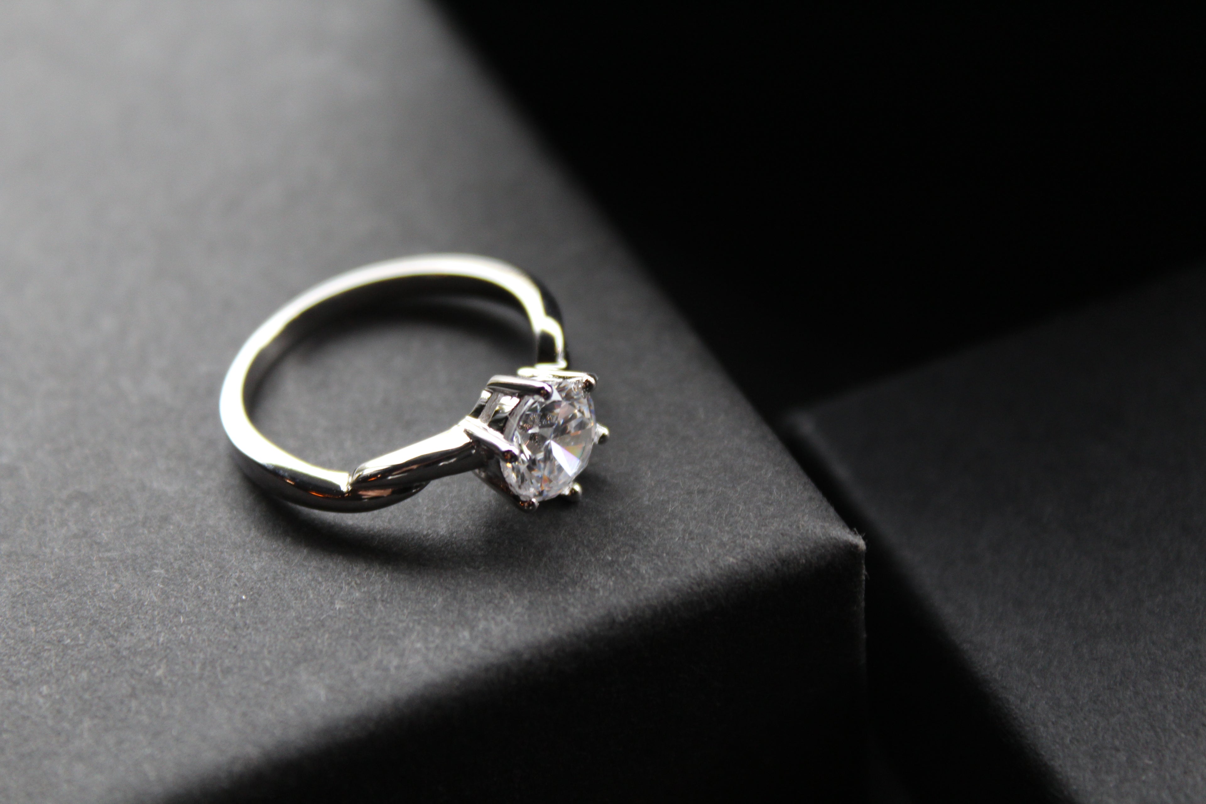 Sweet Twist Silver & Cubic Zirconia Solitaire Ring