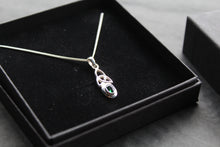 Load image into Gallery viewer, Trinity Knot Oval Emerald Green Necklace
