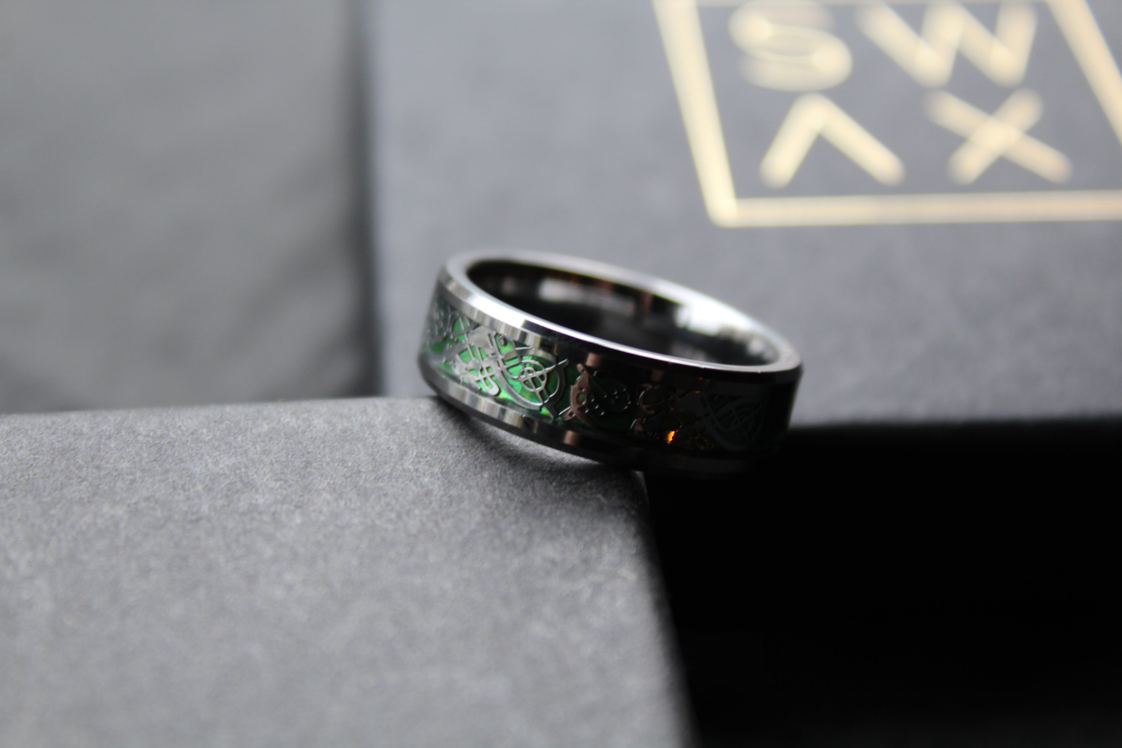 Tungsten Carbide Celtic Ring with Green Carbon Fibre