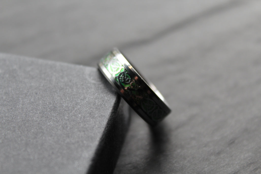 Tungsten Carbide Celtic Ring with Green Carbon Fibre