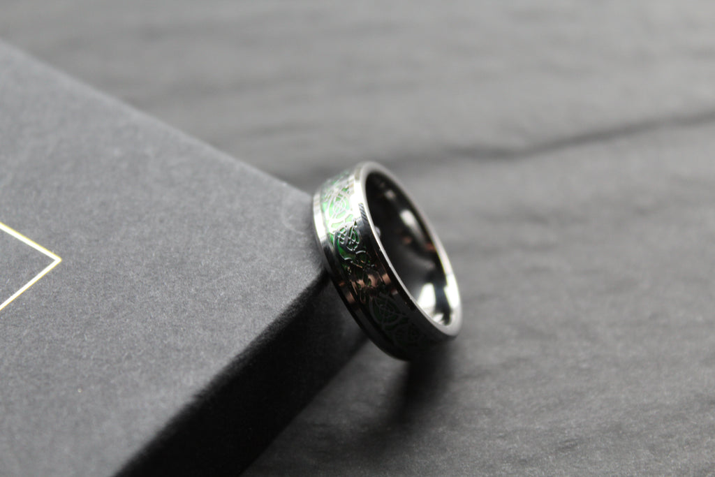 Tungsten Carbide Celtic Ring with Green Carbon Fibre