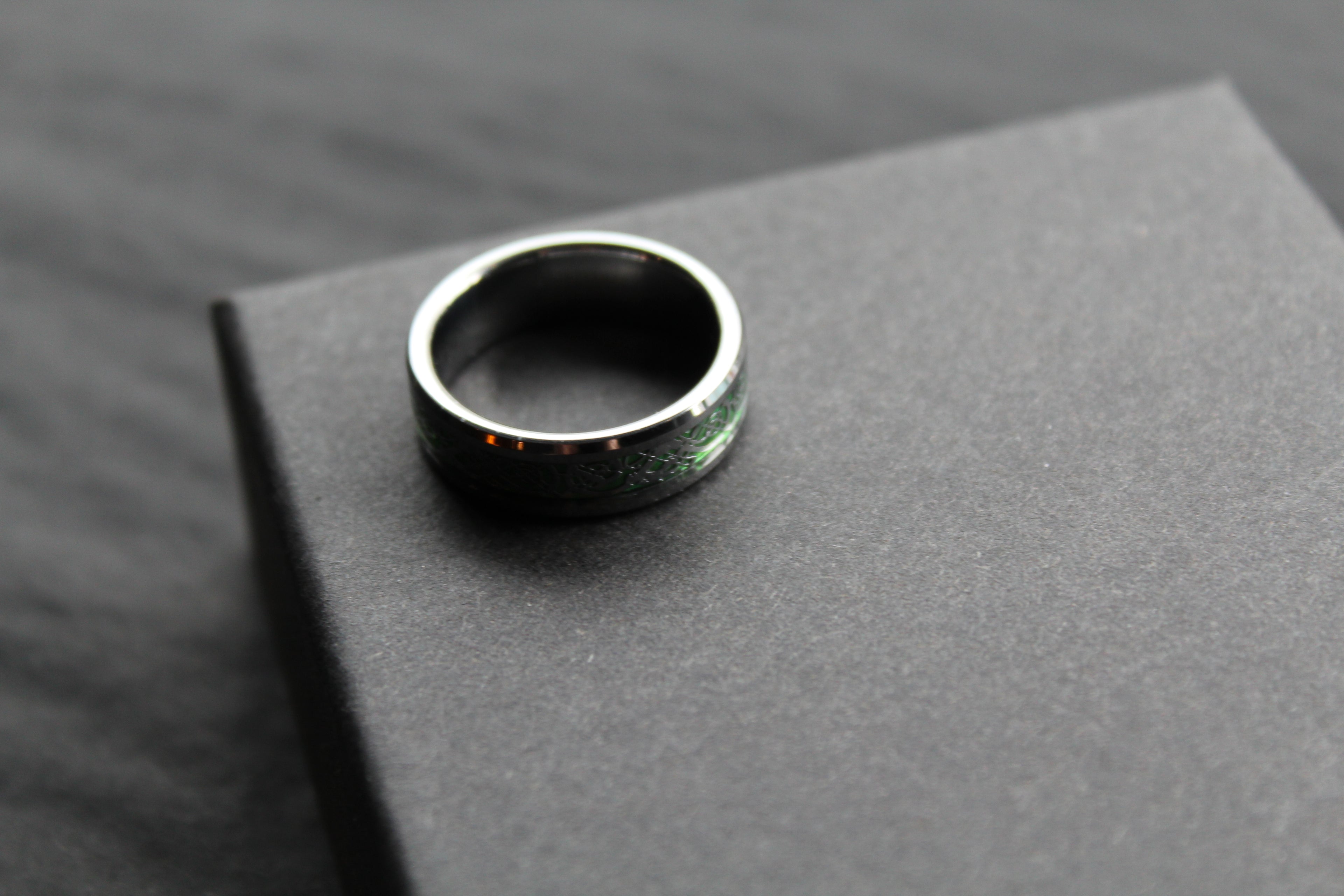 Tungsten Carbide Celtic Ring with Green Carbon Fibre