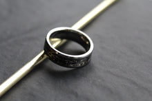 Load image into Gallery viewer, Tungsten Carbide Ring with Wave Design Carbon Fibre
