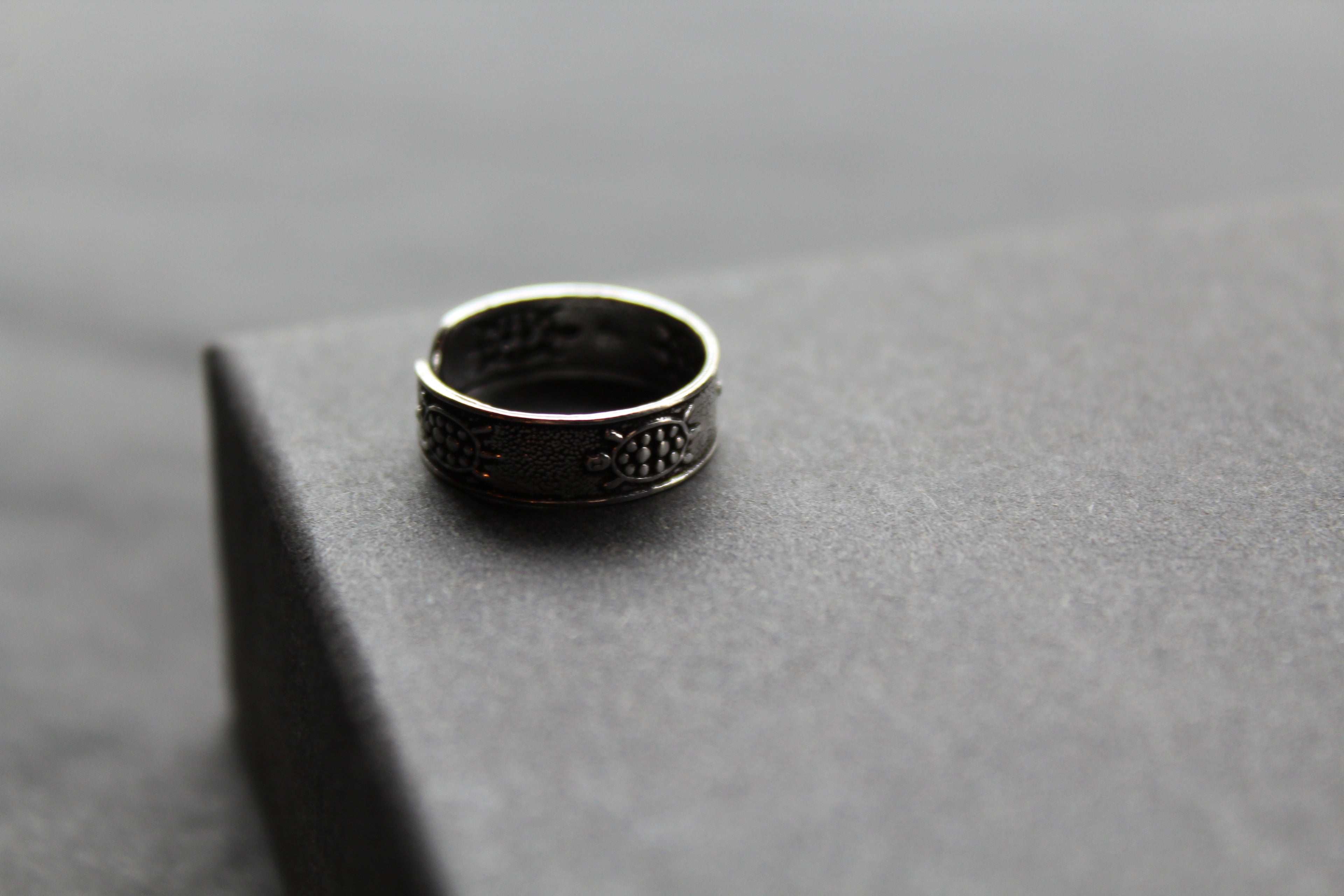 Turtles Toe Ring