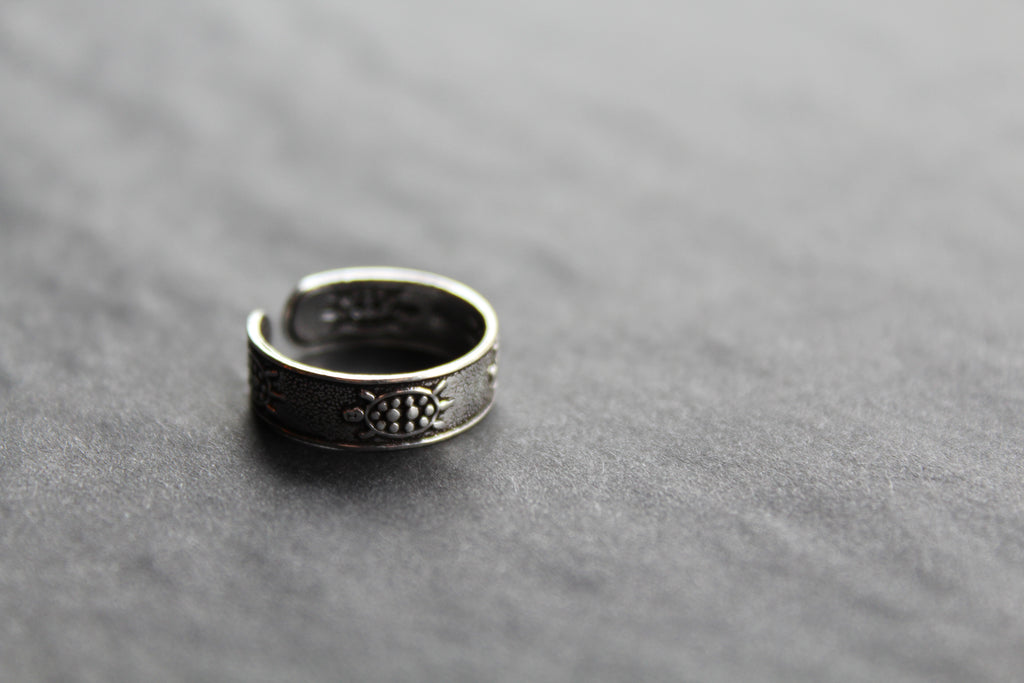 Turtles Toe Ring