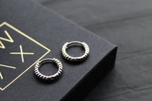 Load image into Gallery viewer, Twisted Circle Hoops
