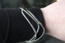 Load image into Gallery viewer, Twister Silver Cuff
