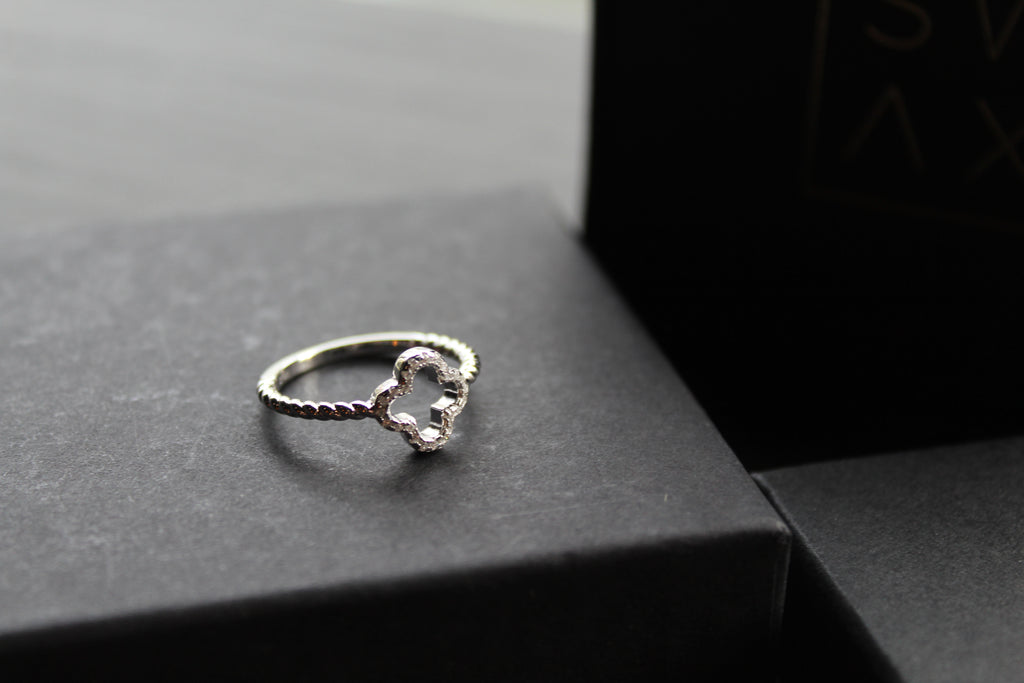 Vintage Clover Silver Ring