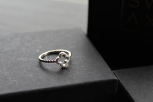 Load image into Gallery viewer, Vintage Clover Silver Ring
