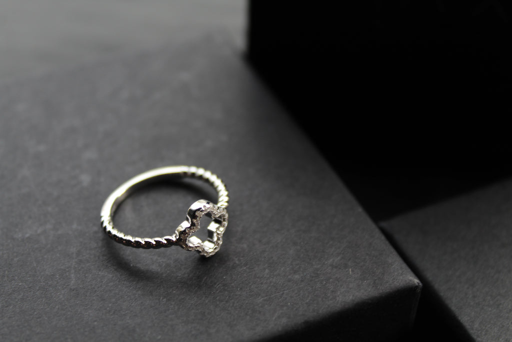Vintage Clover Silver Ring