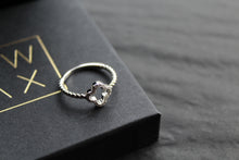 Load image into Gallery viewer, Vintage Clover Silver Ring
