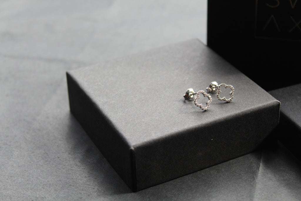 Vintage Open Flower Earrings