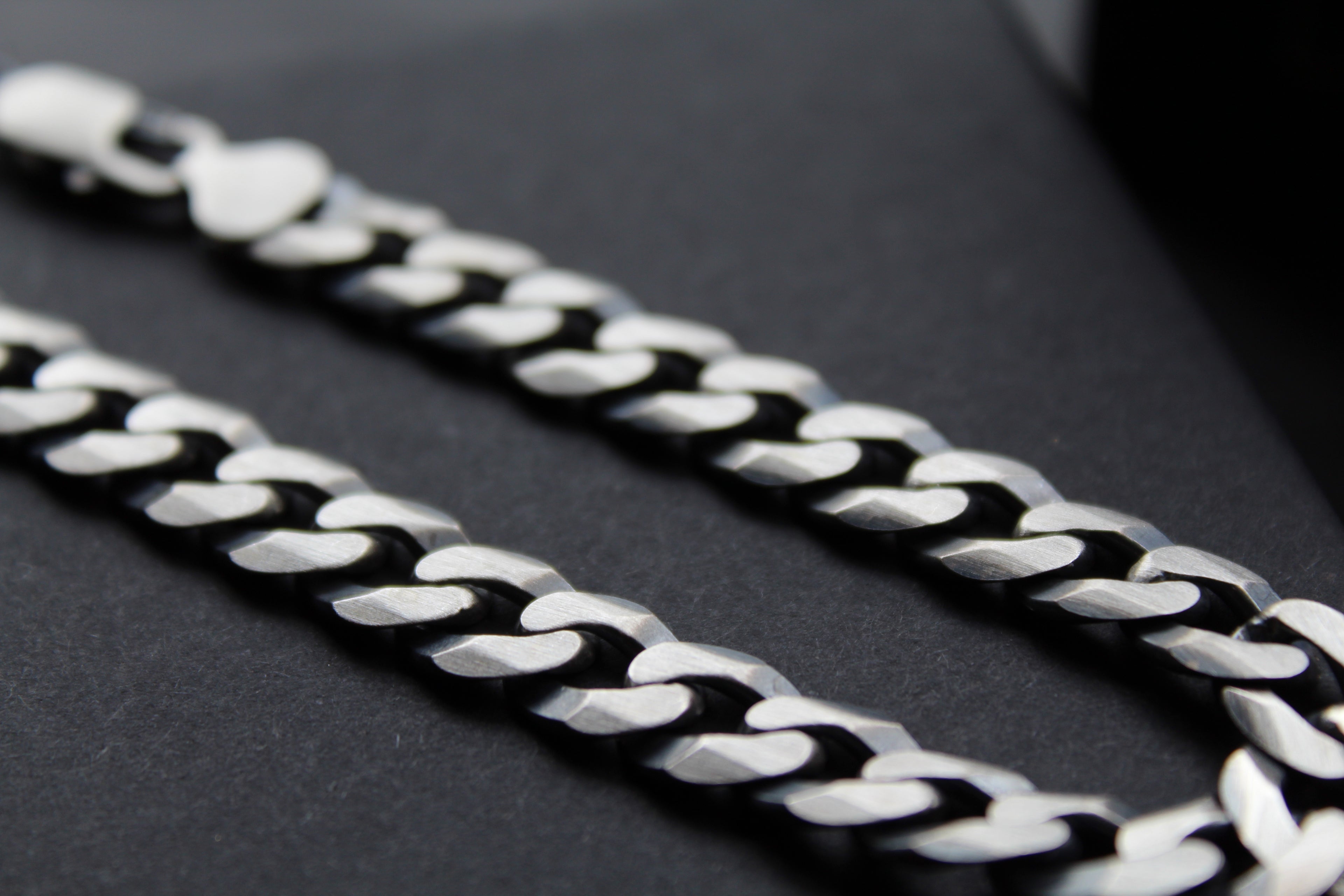 Unisex Flat Oxidised Curb Chain Bracelet