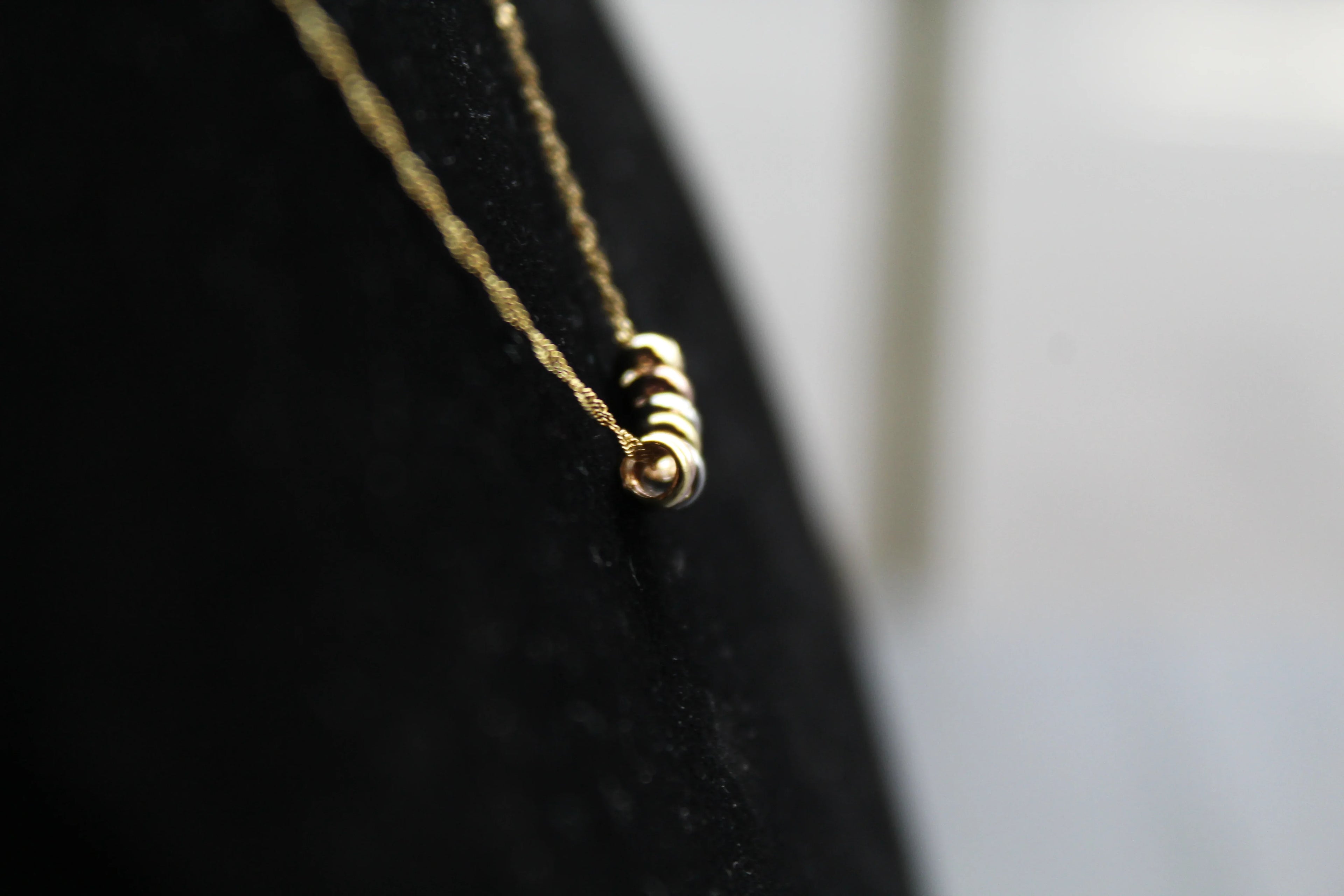 9ct Gold "7 Lucky Ring" Necklace - Swax Jewellery Barmouth