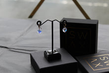 Load image into Gallery viewer, 9ct Gold Austrian Crystal Drop Earring
