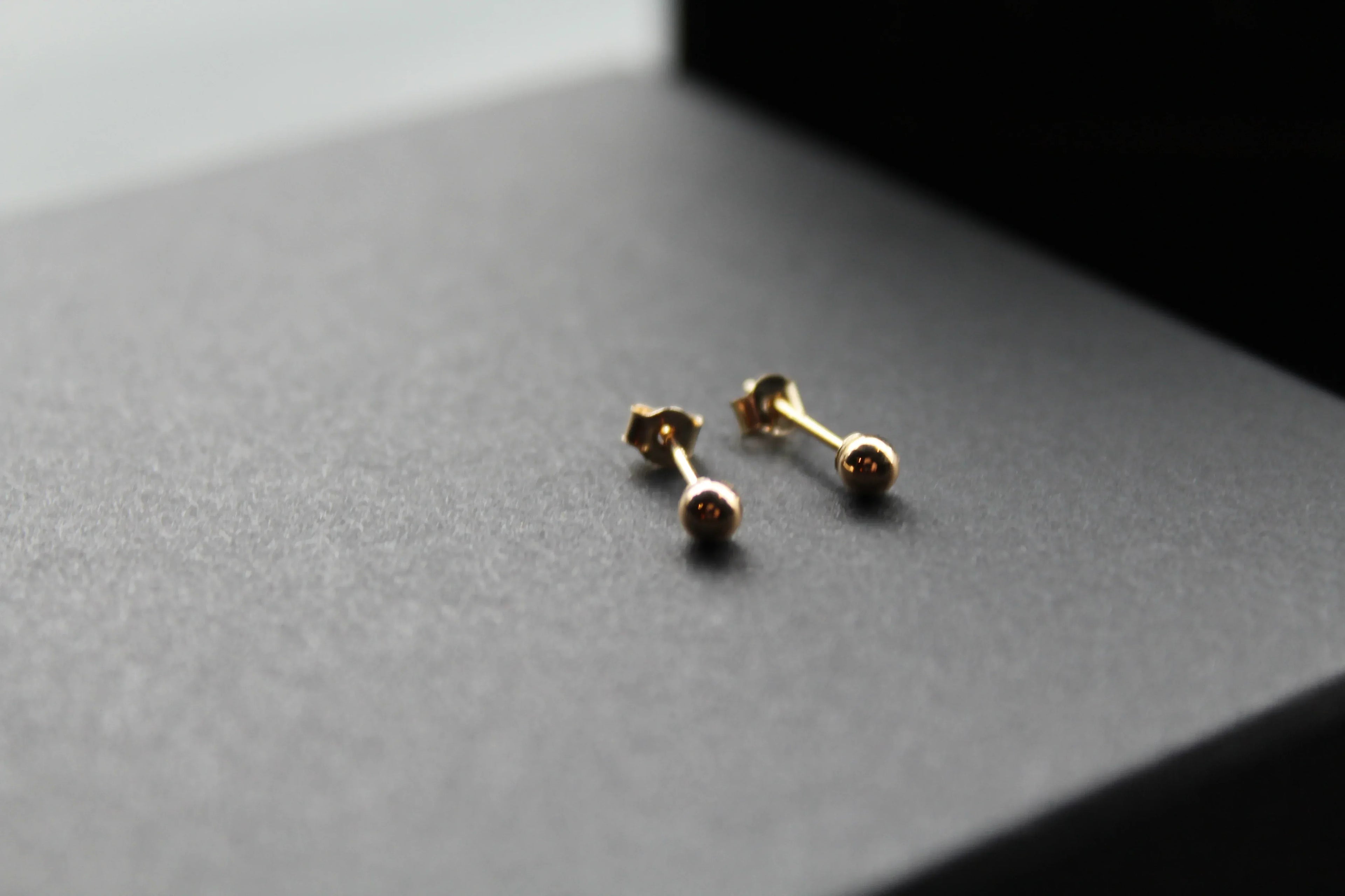 9ct Gold Bead Studs - Swax Jewellery Barmouth