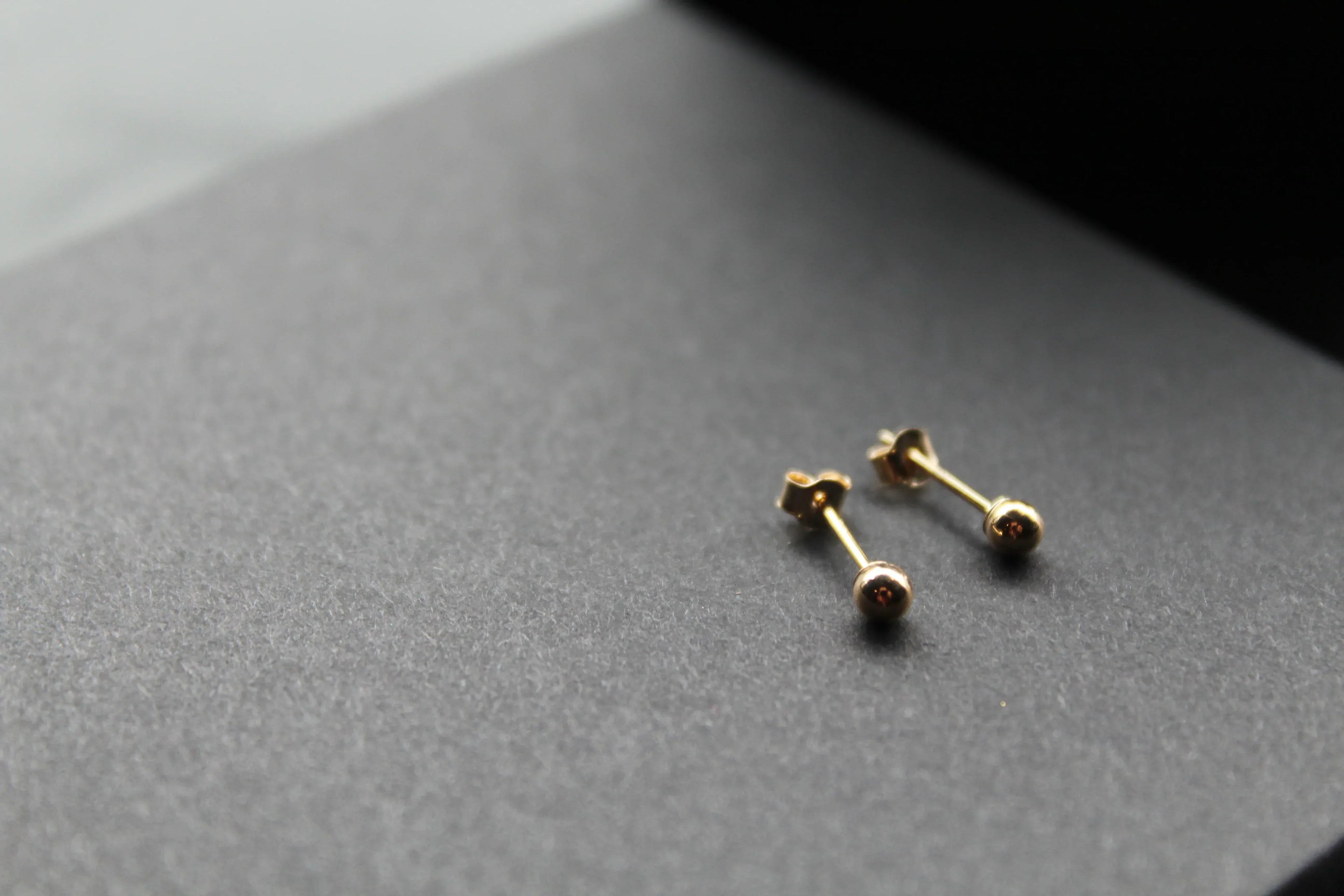 9ct Gold Bead Studs - Swax Jewellery Barmouth