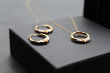 Load image into Gallery viewer, 9ct Gold Earring &amp; Necklace Set
