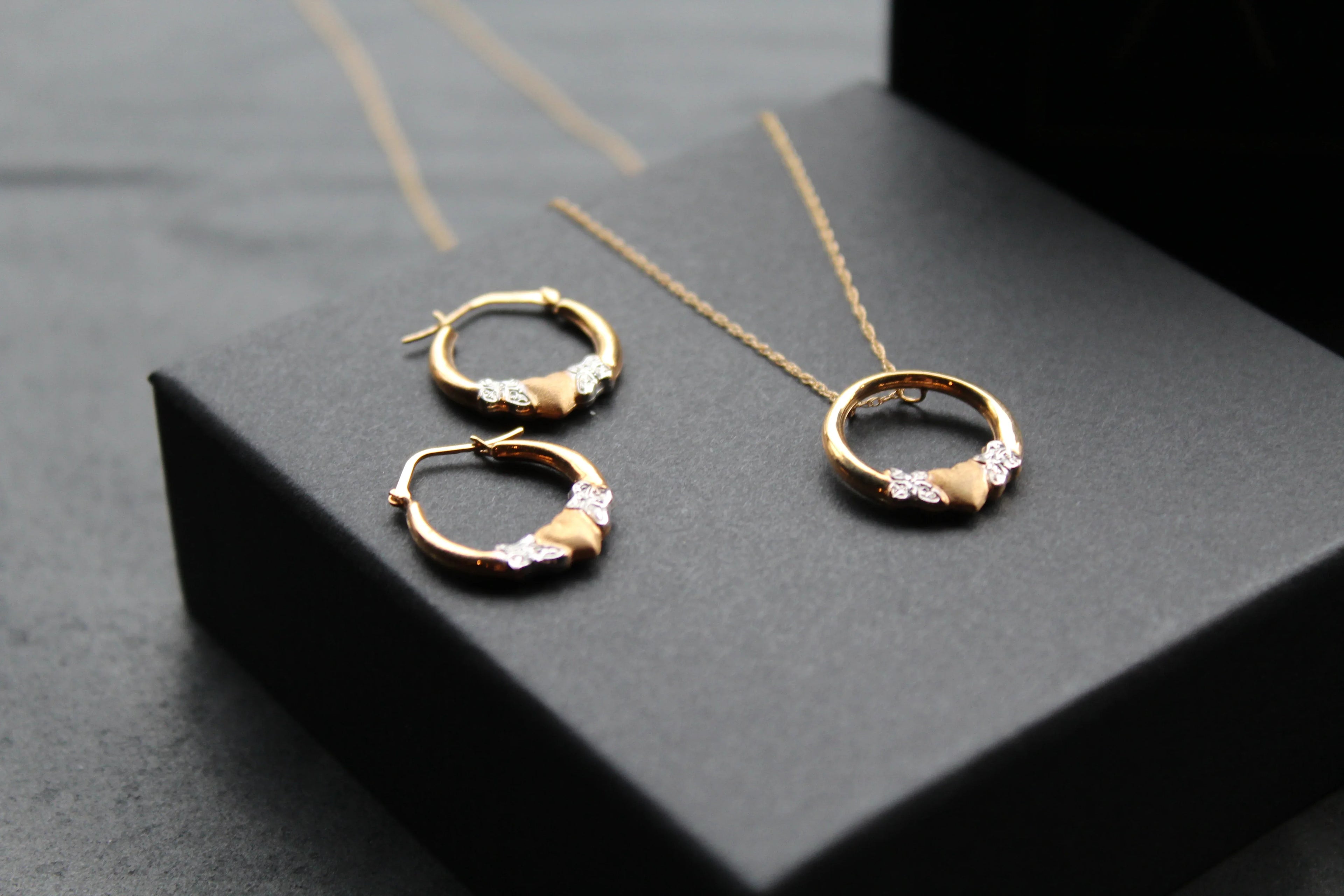 9ct Gold Earring & Necklace Set - Swax Jewellery Barmouth