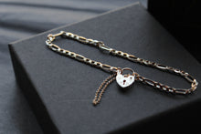 Load image into Gallery viewer, 9ct Gold Figaro Lockdown Bracelet
