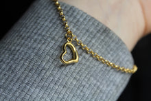 Load image into Gallery viewer, 9ct Gold Heart Charm Bracelet
