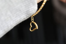 Load image into Gallery viewer, 9ct Gold Heart Charm Bracelet
