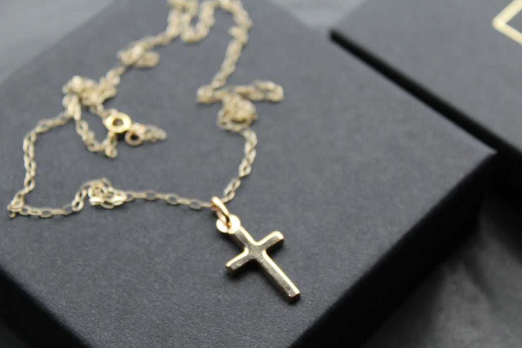 9ct Gold Hollow Cross - Swax Jewellery Barmouth