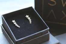 Load image into Gallery viewer, 9ct Gold Shooting Star Studs
