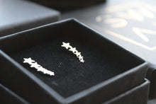Load image into Gallery viewer, 9ct Gold Shooting Star Studs
