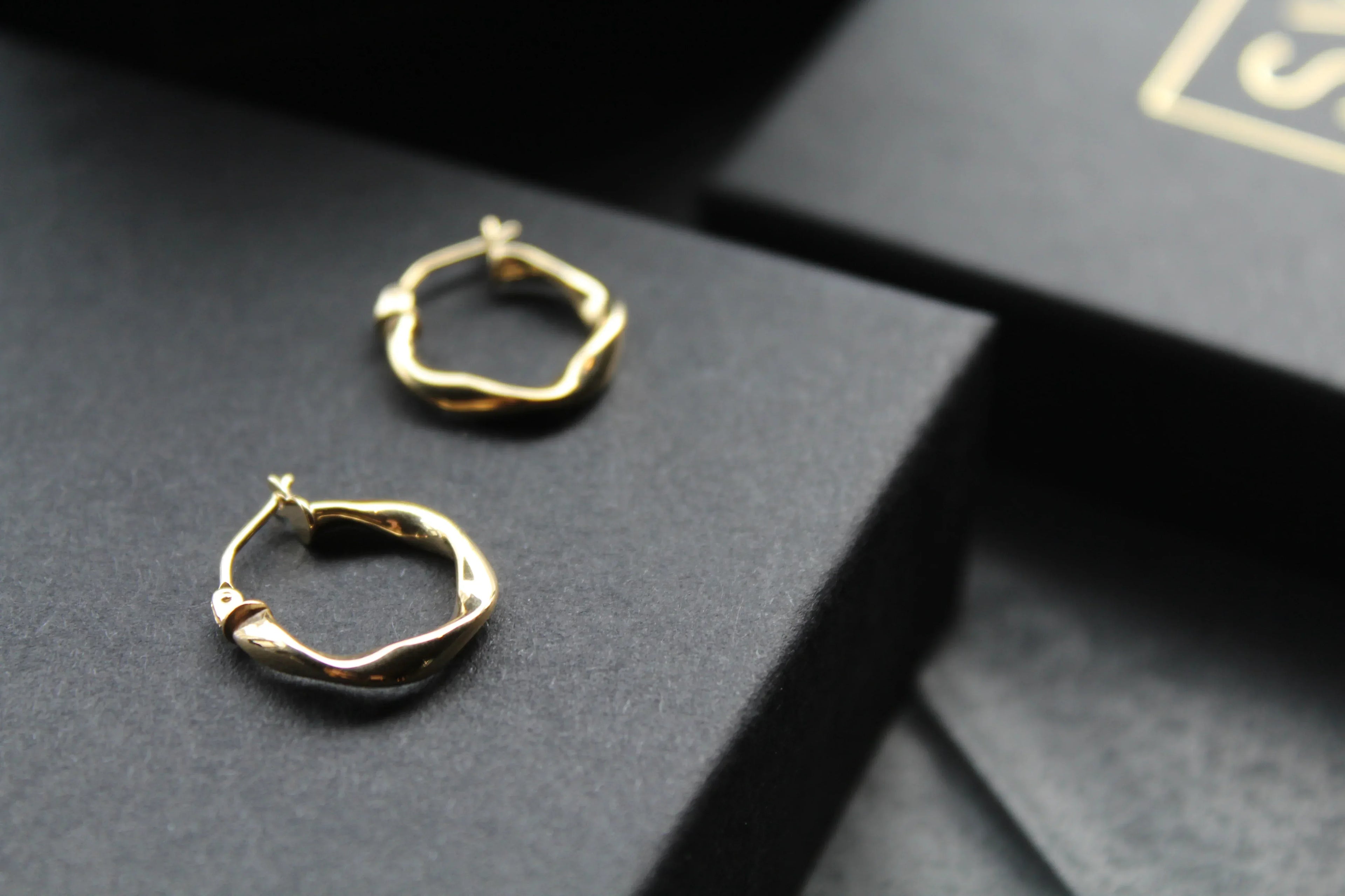 9ct Gold Twisted Square Hoops - Swax Jewellery Barmouth