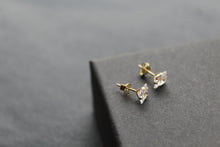 Load image into Gallery viewer, 9ct Gold square  Clear CZ Studs
