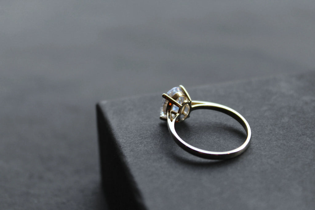 9ct Solitaire Clear CZ Ring - Swax Jewellery Barmouth