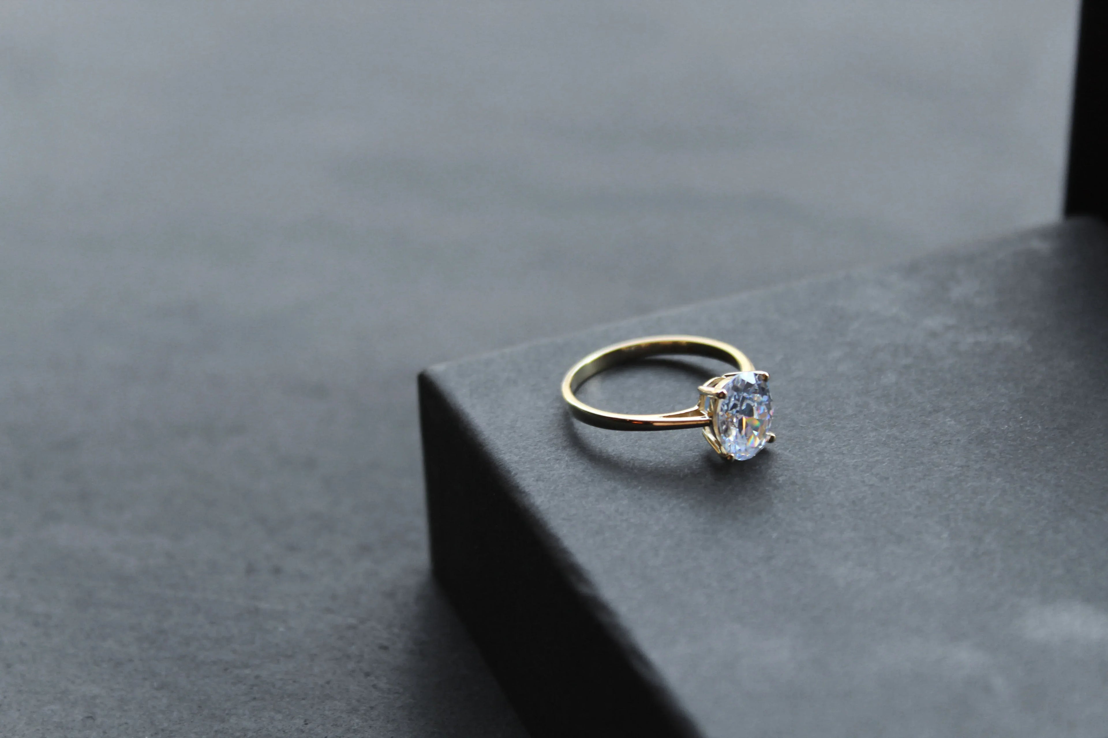 9ct Solitaire Clear CZ Ring - Swax Jewellery Barmouth