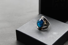 Load image into Gallery viewer, Abalone Shell with Blue Resin Long Adjustable Ring
