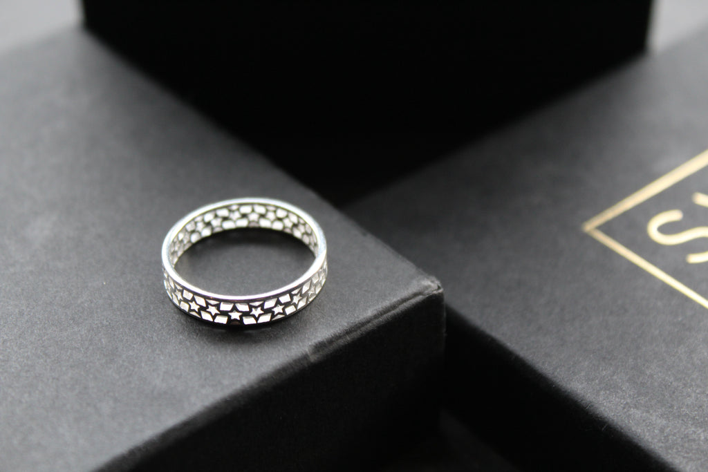 Band of Stars Silver Ring
