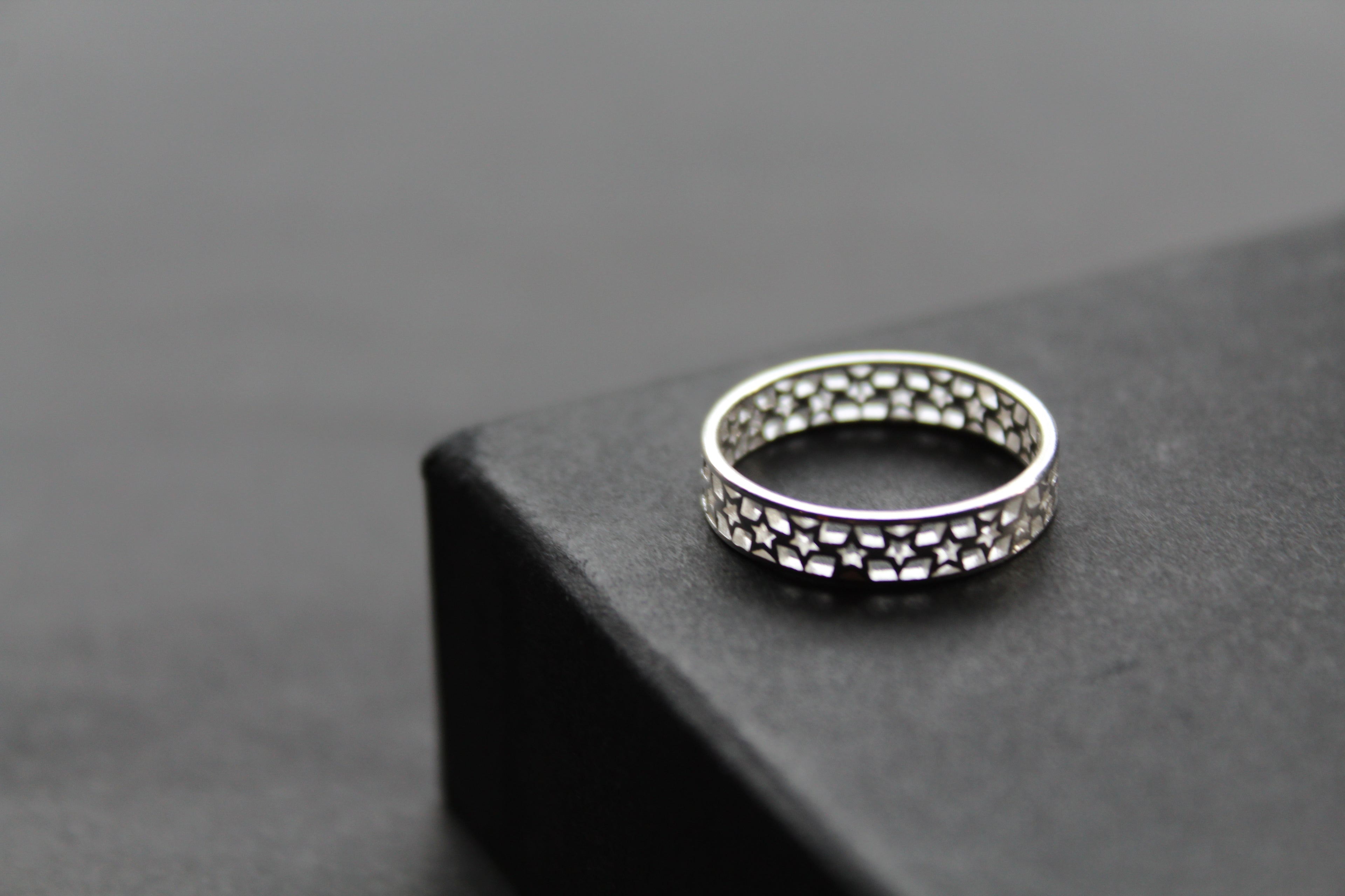 Band of Stars Silver Ring