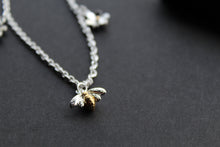 Load image into Gallery viewer, Bumble Bee Charm Bracelet
