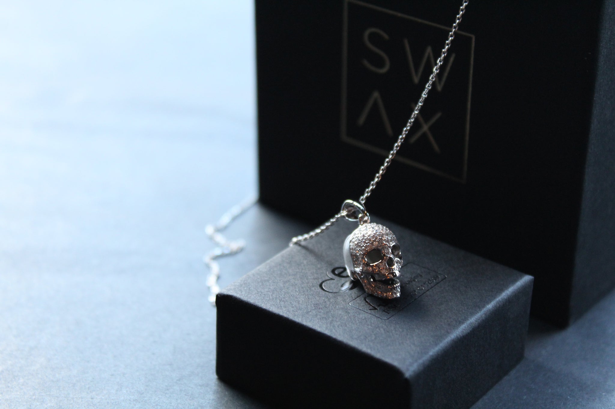 Mini skull deals necklace