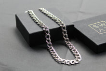 Load image into Gallery viewer, Chunky Silver  Double Linked Curb Chain
