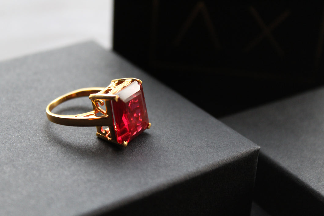 Cocktail Ring Ruby Red