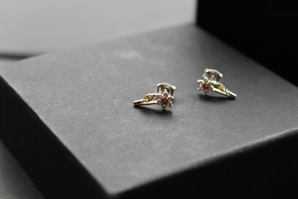 Cubic Zirconia Silver Daffodil Studs