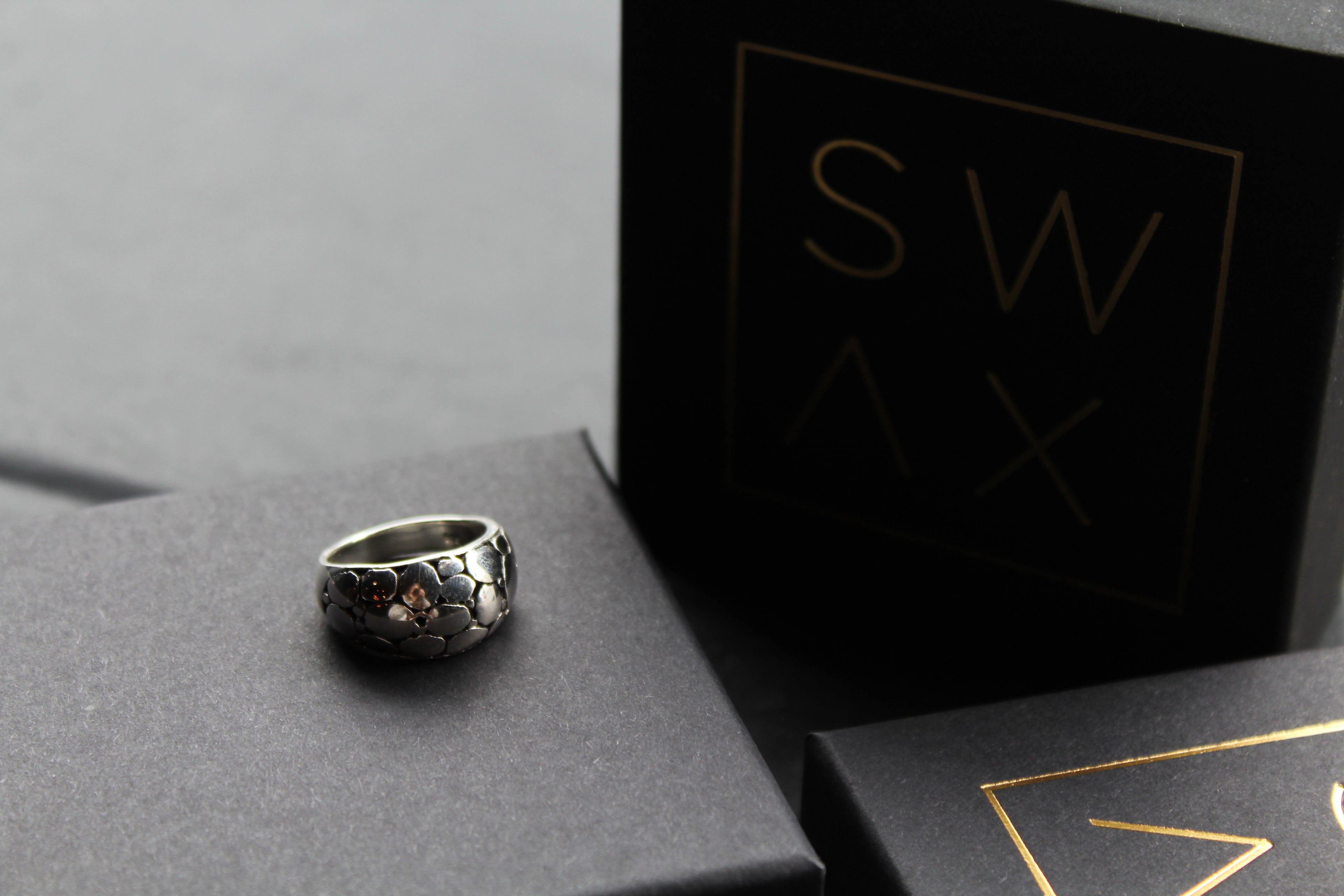 Cut Out Circle Ring