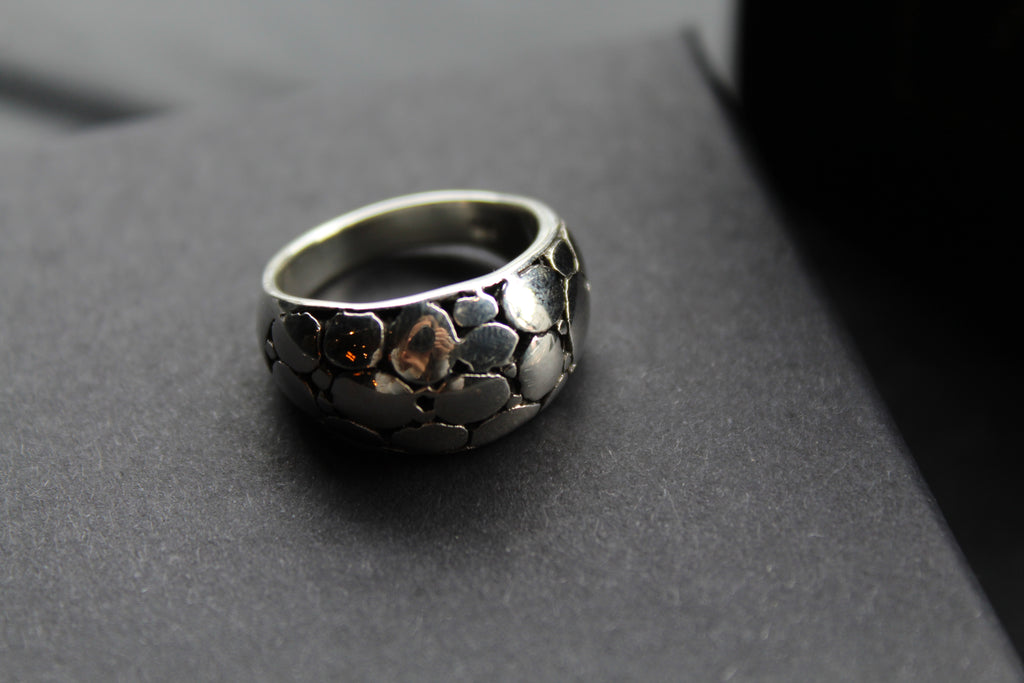 Cut Out Circle Ring