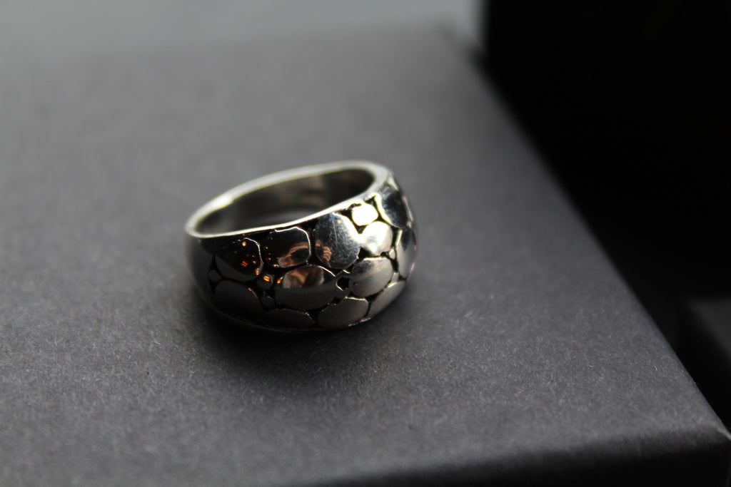 Cut Out Circle Ring