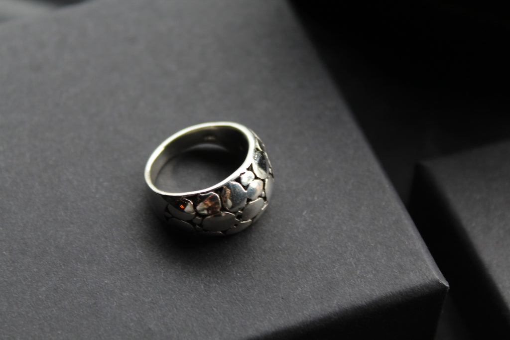 Cut Out Circle Ring
