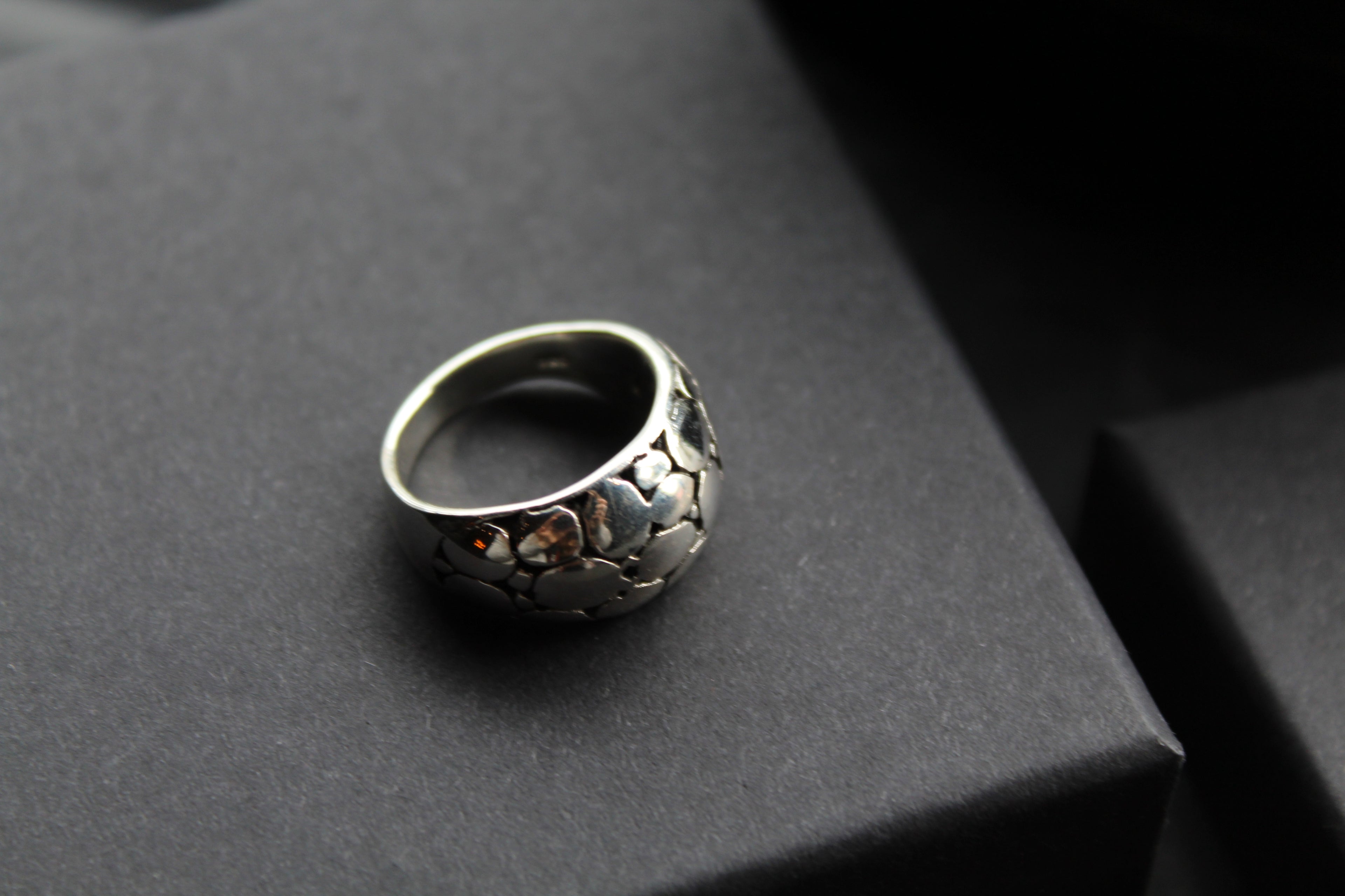 Cut Out Circle Ring