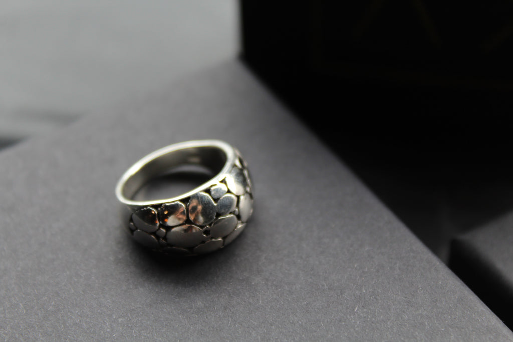 Cut Out Circle Ring