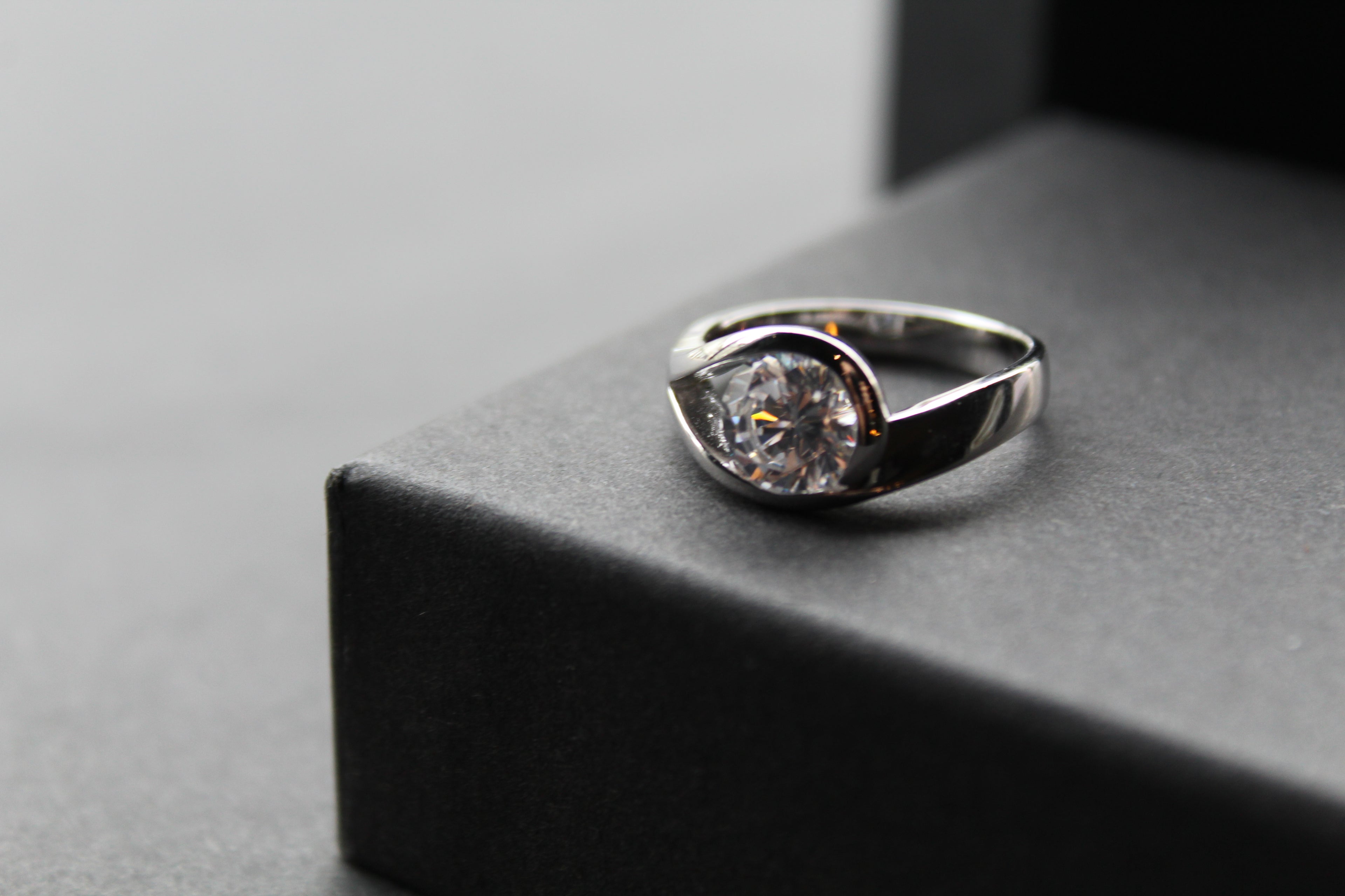 Elegant Silver and Clear CZ Solitaire Eye Ring