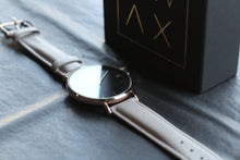 Load image into Gallery viewer, Ellie Beaumount Oxford Large Watch Black Dial
